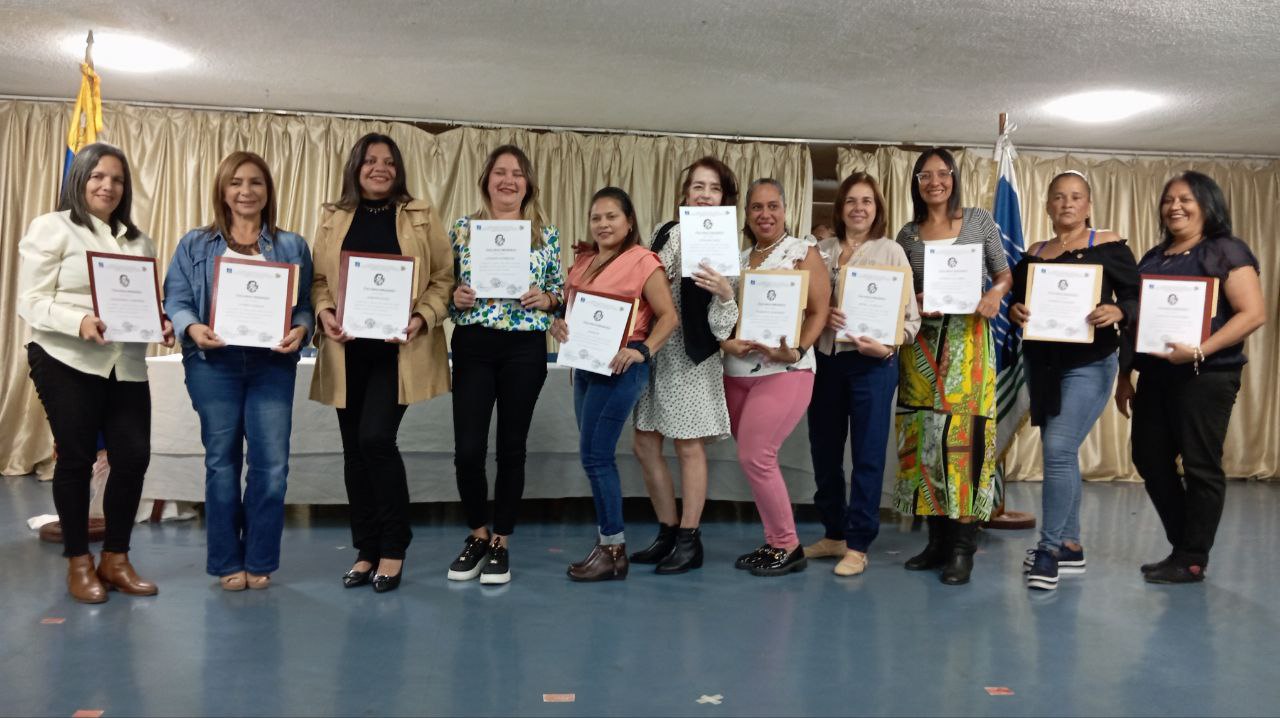 IMPM dio reconocimiento a jubiladas en conmemoración del mes de la mujer