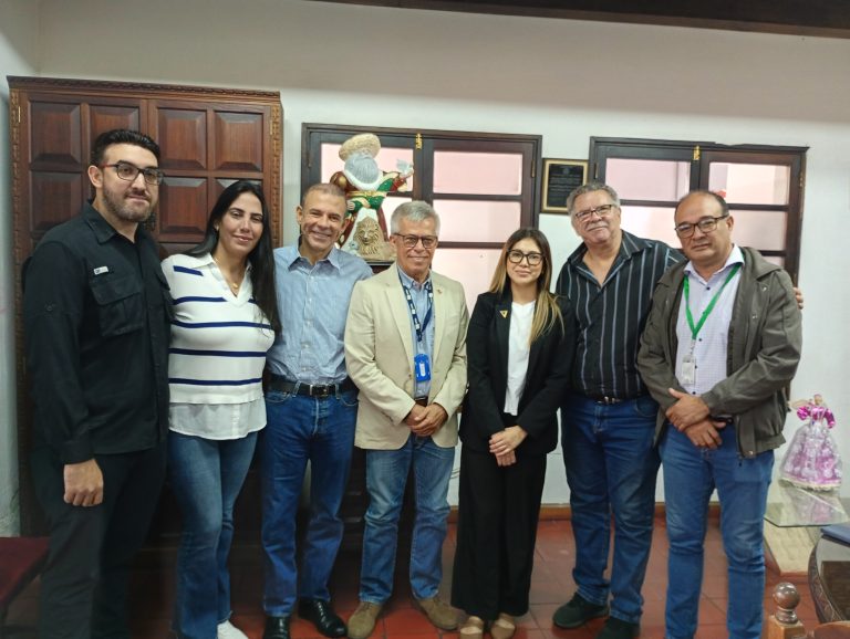 Rector de la UPEL se reunió con sectores políticos para el rescate  del sistema educativo